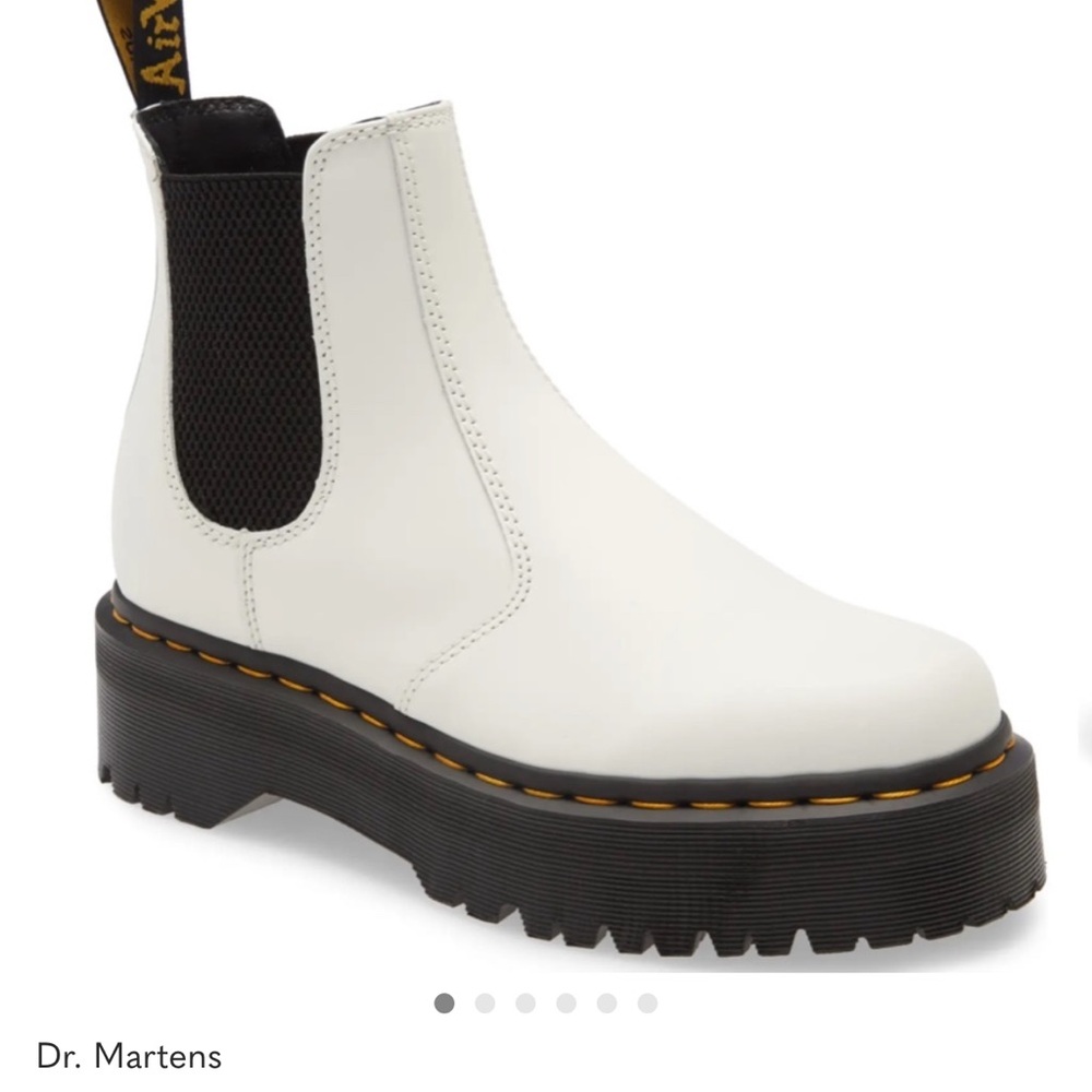 2976 Dr martens platform Chelsea boot